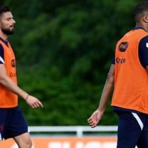 开云体育下载-姆巴佩：的确跟吉鲁吵过 在法国队要以大局为重